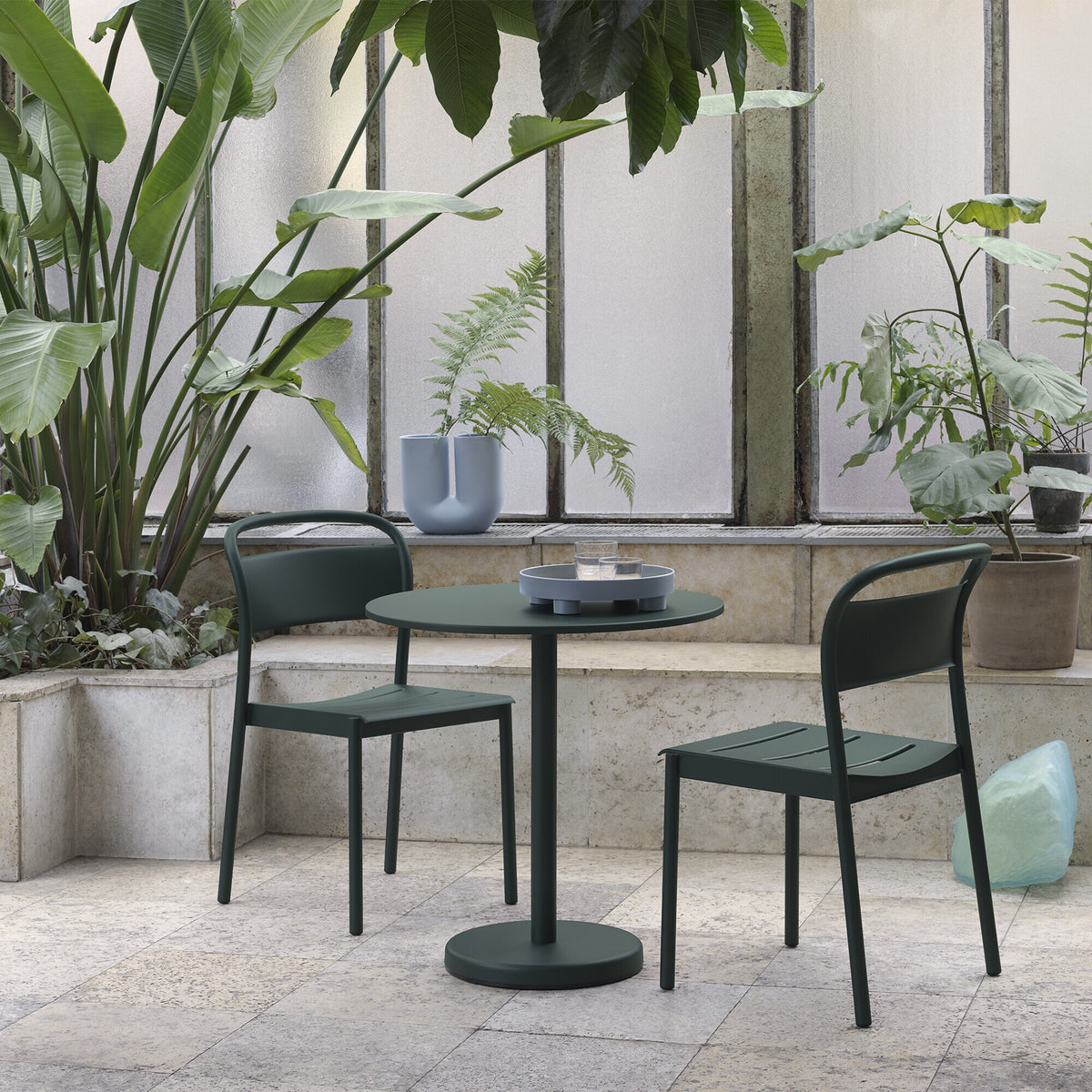 Muuto Linear Steel Gartentisch Ø 70cm