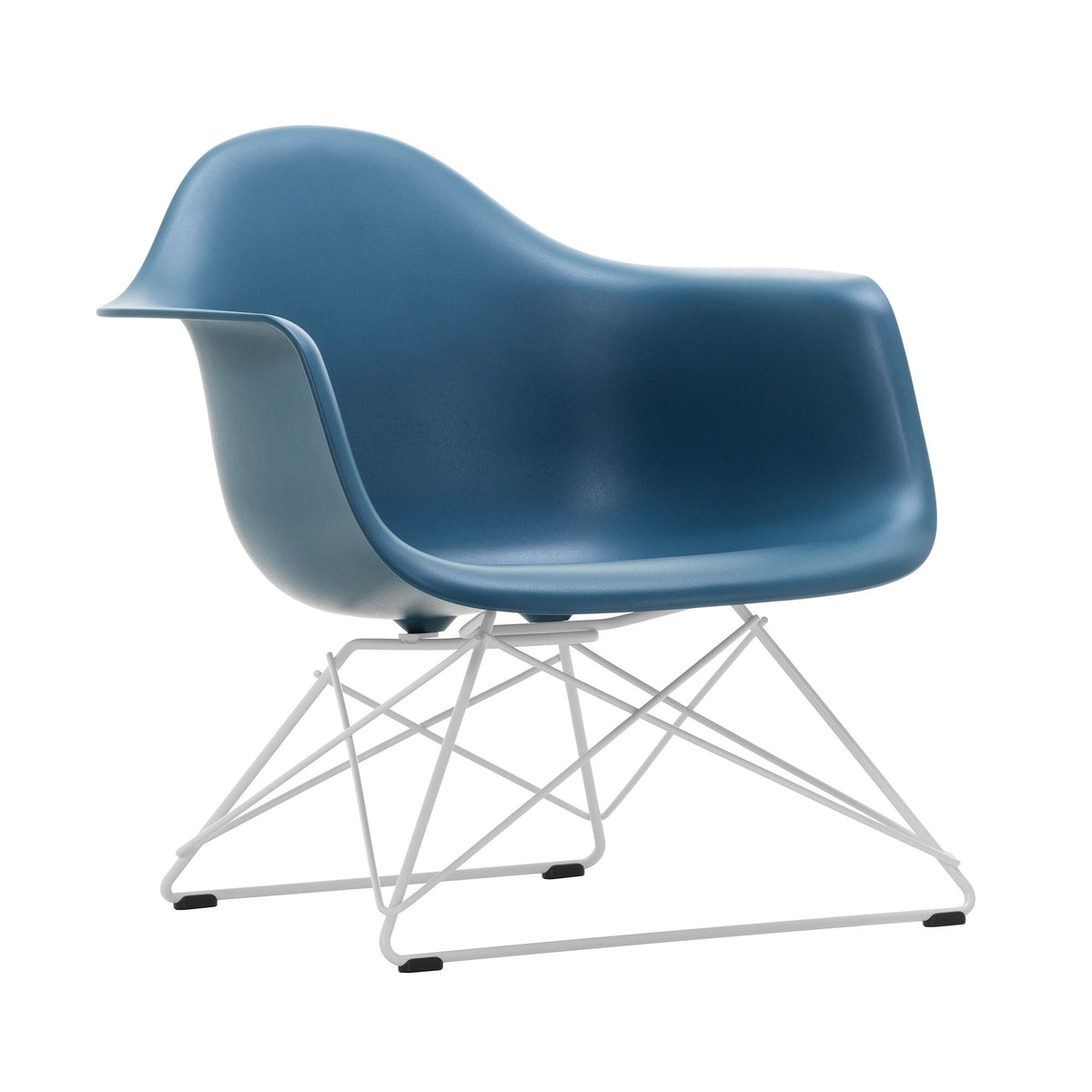 Vitra Eames Plastic Armchair LAR RE Gestell weiß