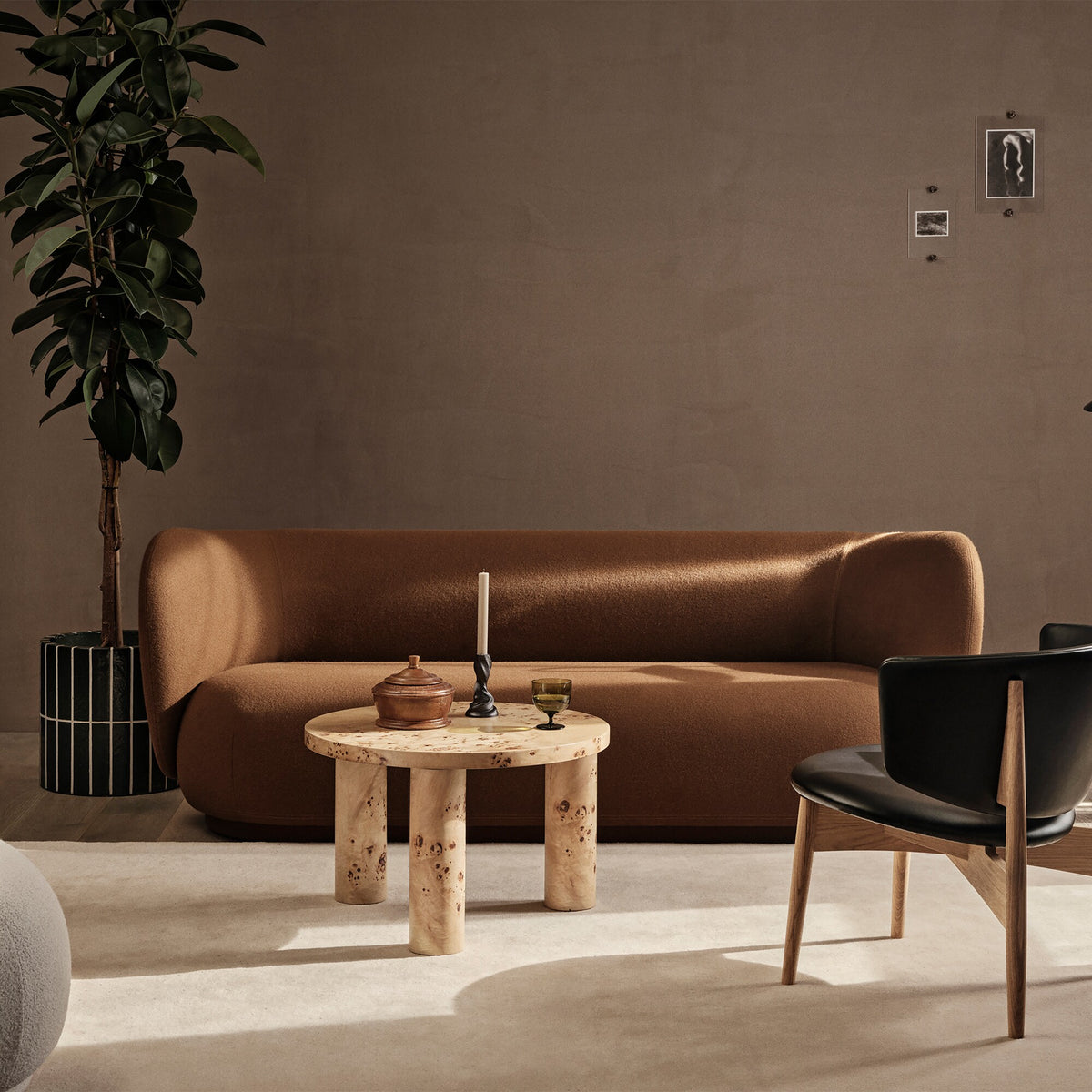 Ferm Living Post Beistelltisch Hochglanz S