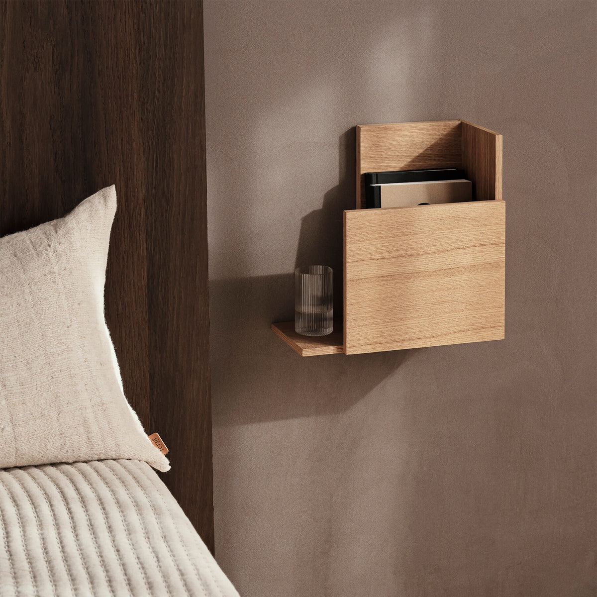 Ferm Living Stagger Wandregal quadratisch