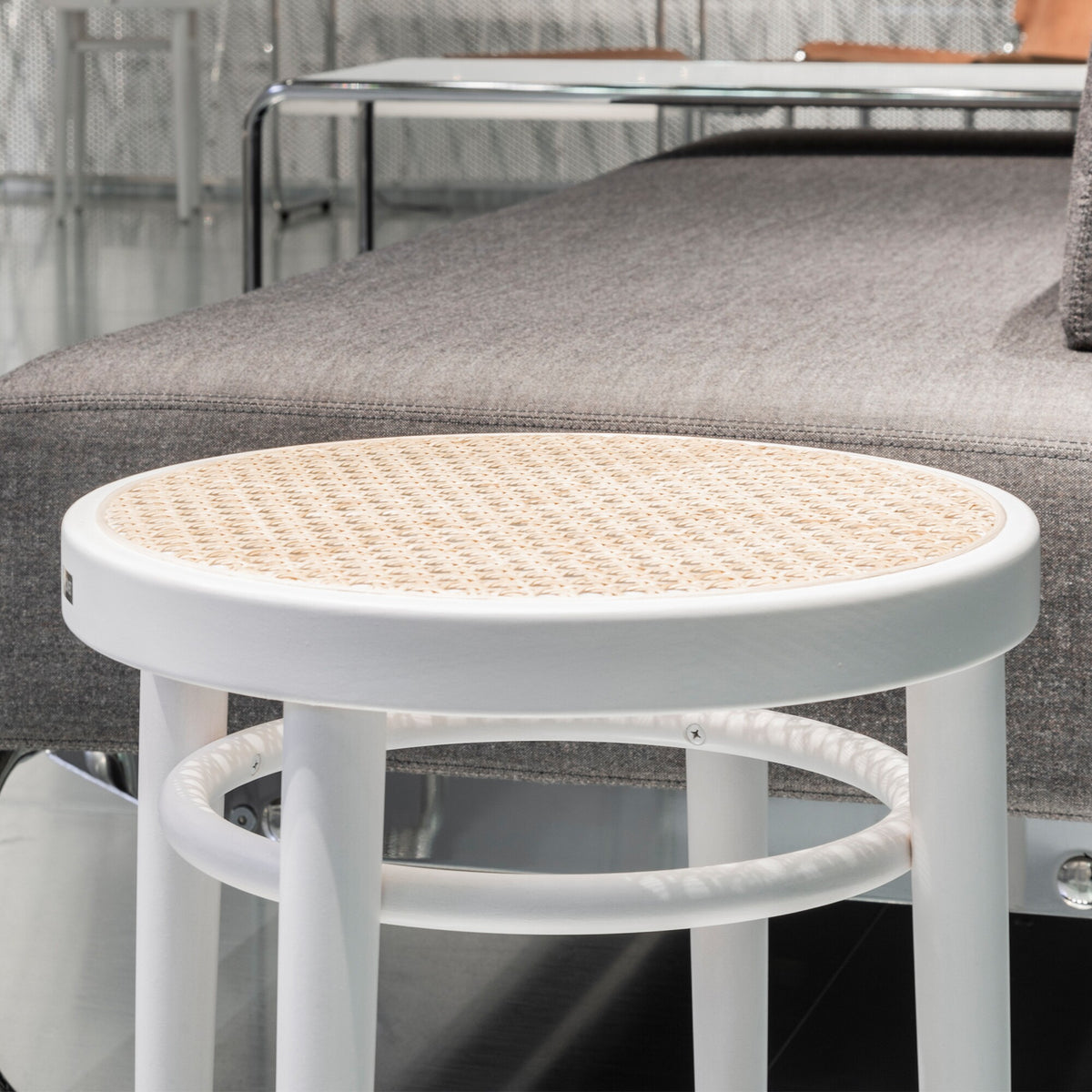 Thonet 214 RH Hocker