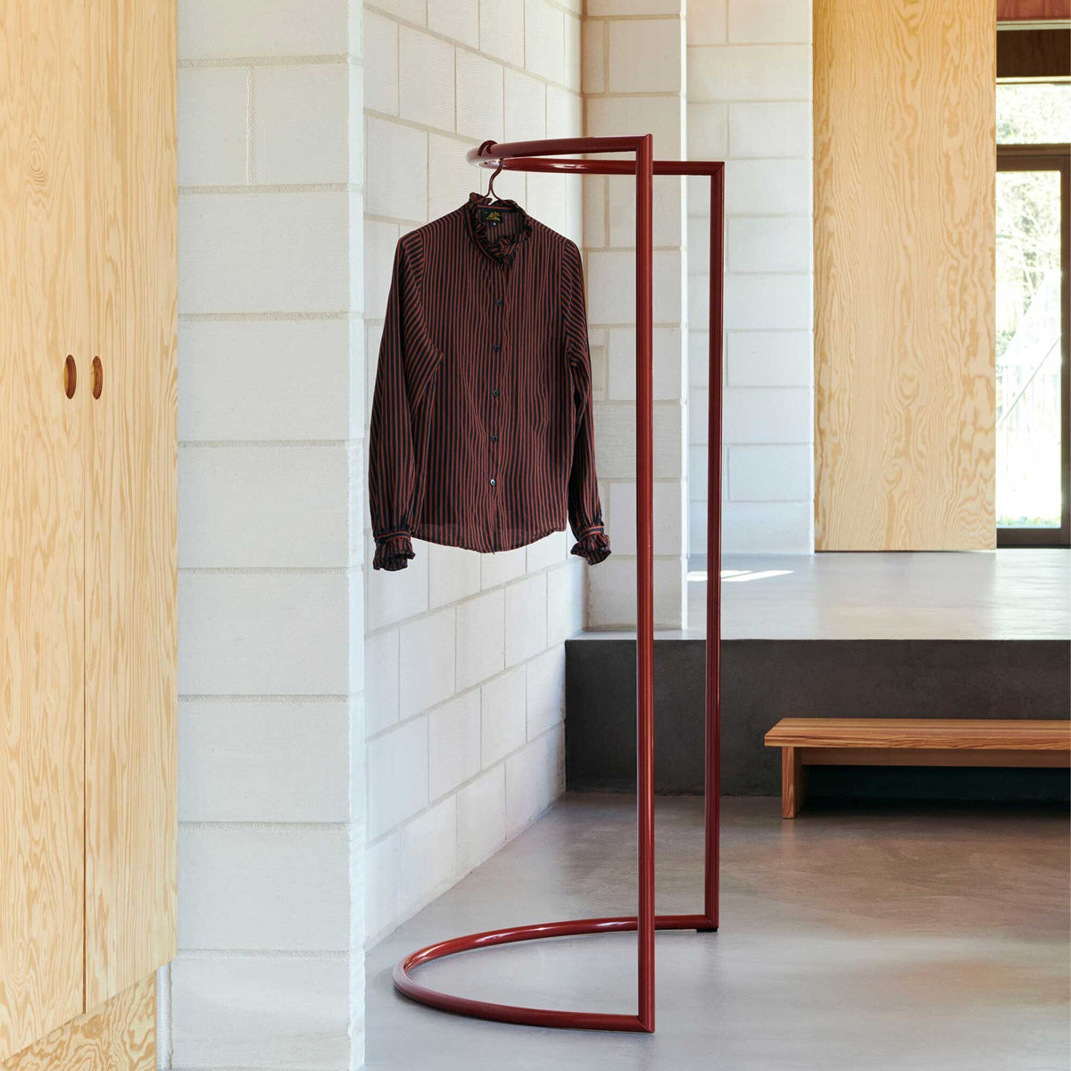 HAY Colour Rack Garderobenständer C-Form