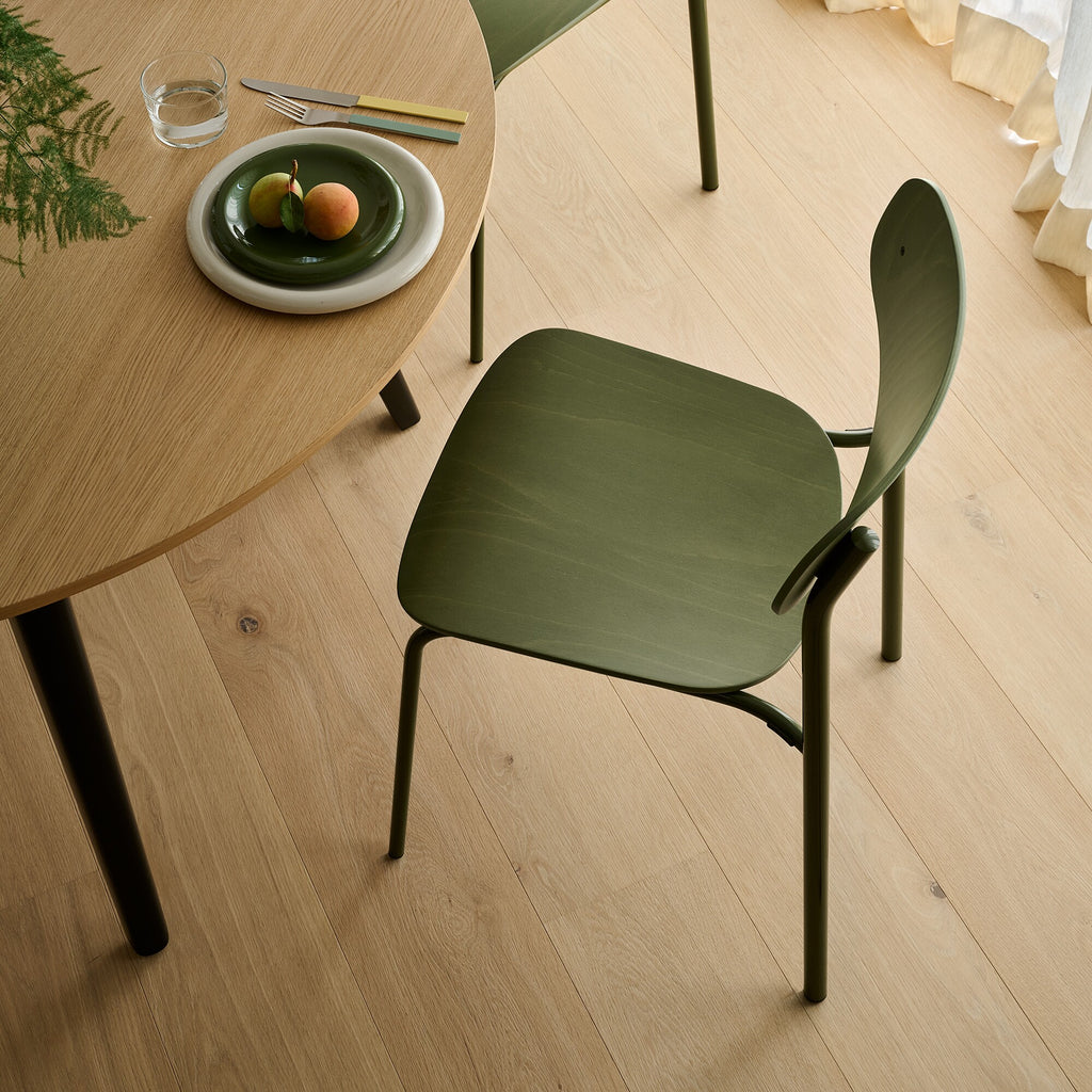 Thonet S 243 Stuhl Monochrom