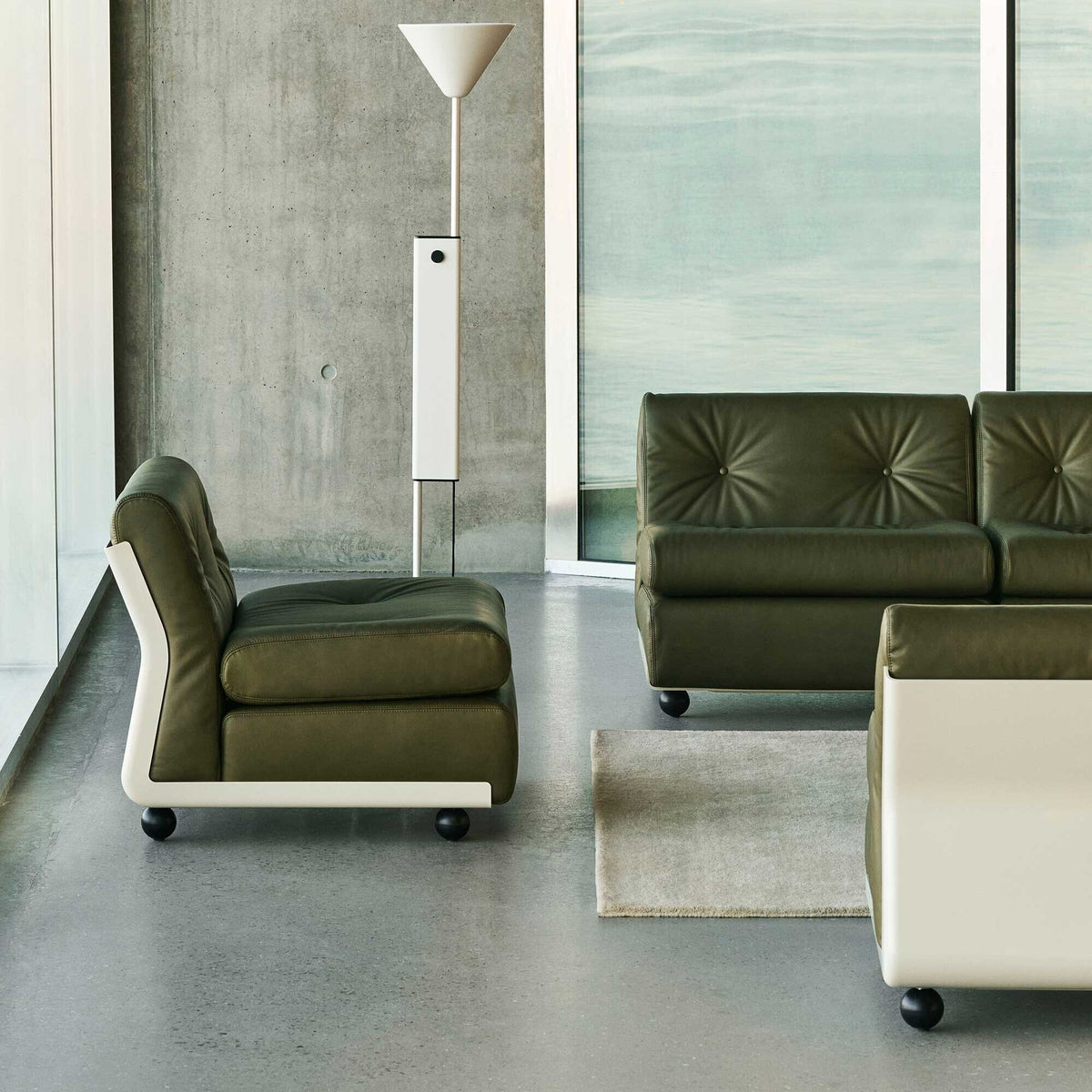 HAY Amanta 2 Sitzer Sofa Leder