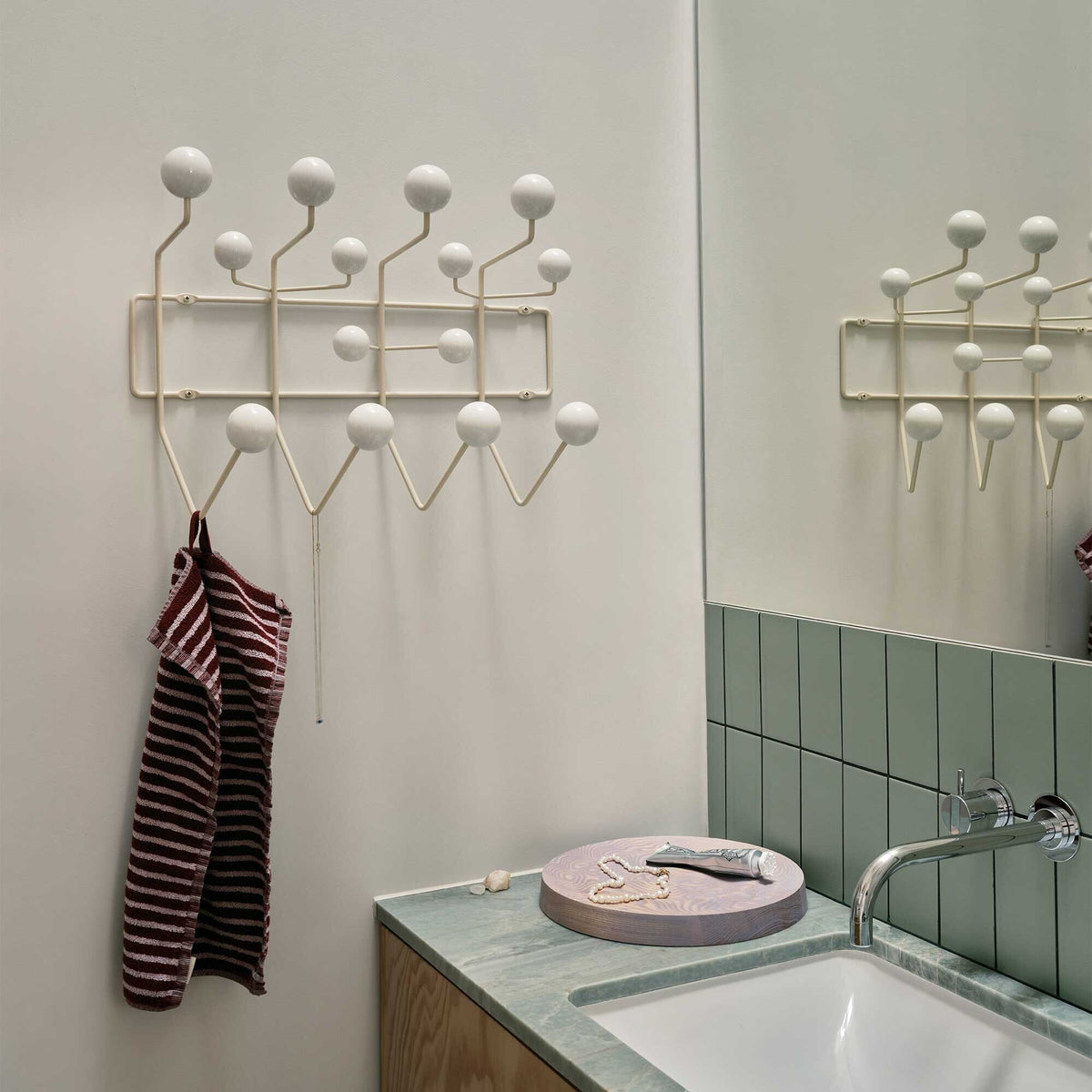Vitra Hang it all Garderobe