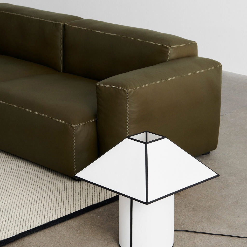 HAY Mags Soft 2,5-Sitzer Sofa Leder mit niedriger Armlehne 238x103,5x67cm