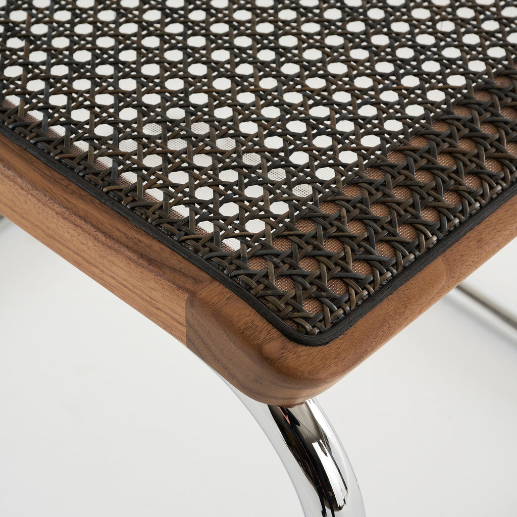 Thonet S 64 V Freischwinger Armlehnstuhl mit Rohrgeflecht Dark Melange Gestell verchromt