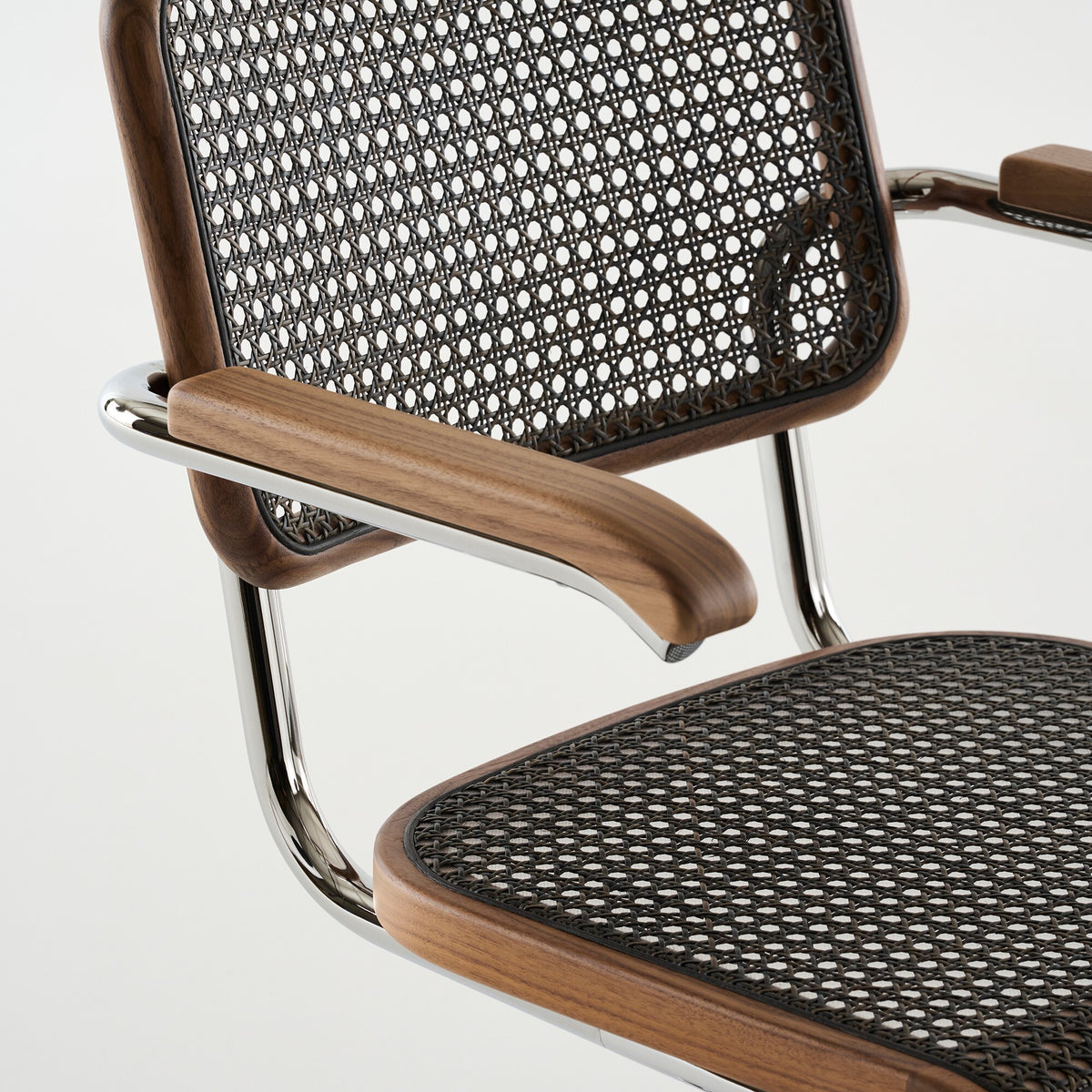 Thonet S 64 V Freischwinger Armlehnstuhl mit Rohrgeflecht Dark Melange Gestell verchromt