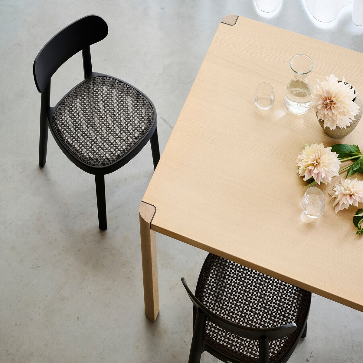 Thonet 118 Stuhl mit Rohrgeflecht Dark Melange