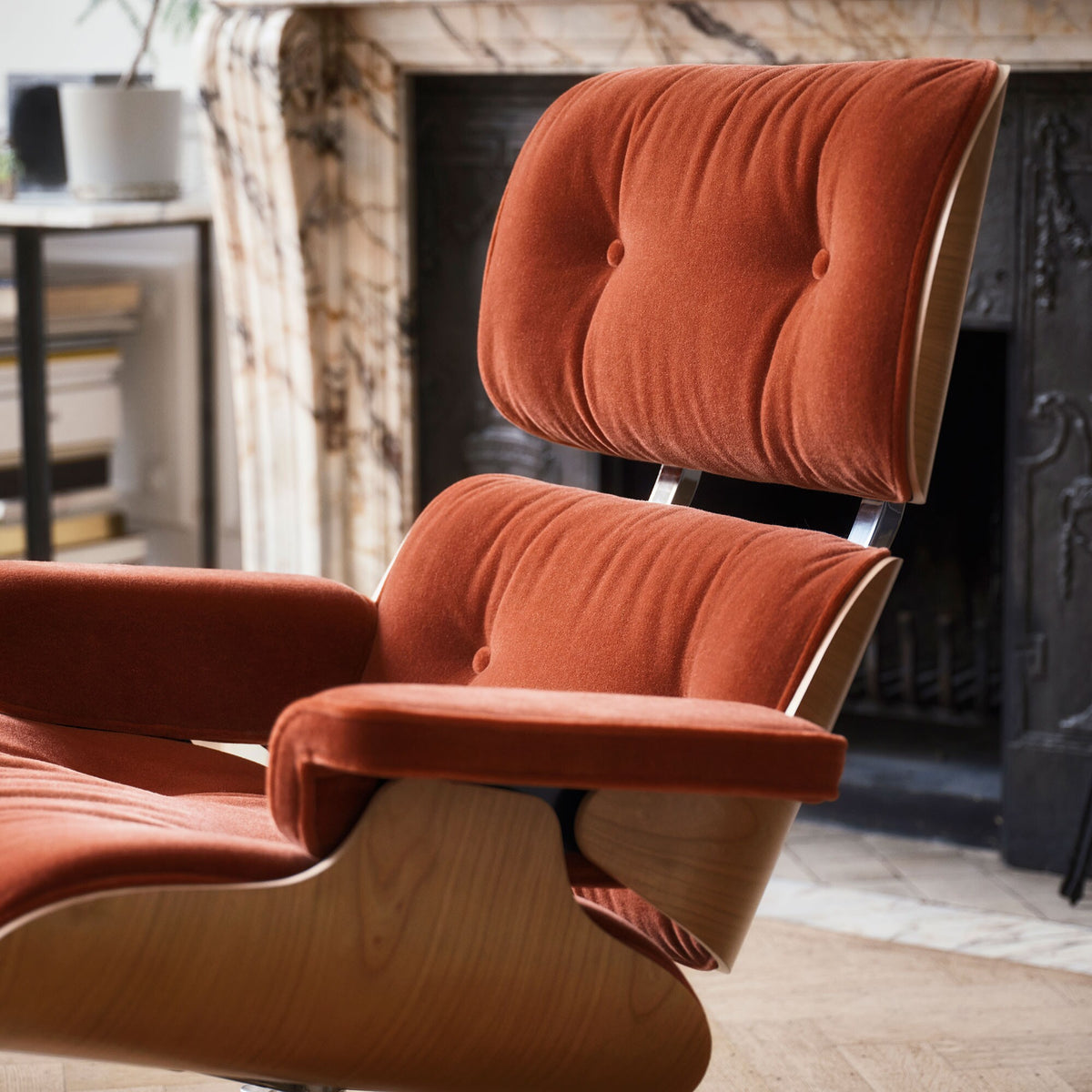 Vitra Eames Lounge Chair Sessel & Ottoman Stoff