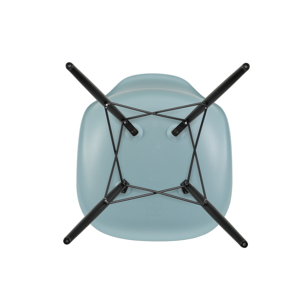 Vitra Eames Plastic Side Chair DSW RE Ahorn schwarz