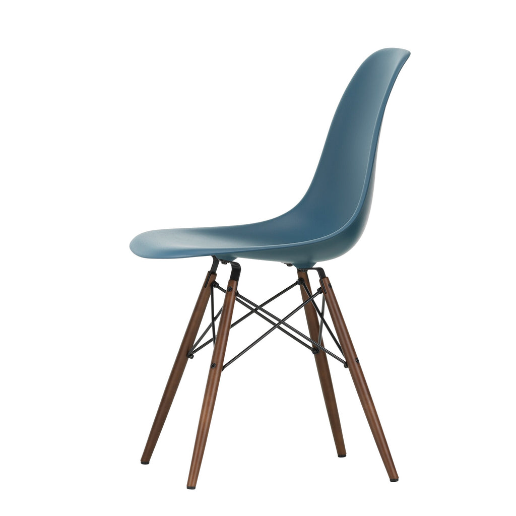 Vitra Eames Plastic Side Chair DSW RE Ahorn dunkel