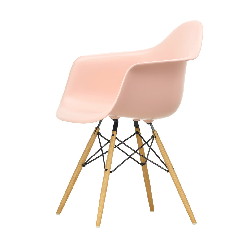 Vitra Eames Plastic Armchair DAW RE Gestell Esche