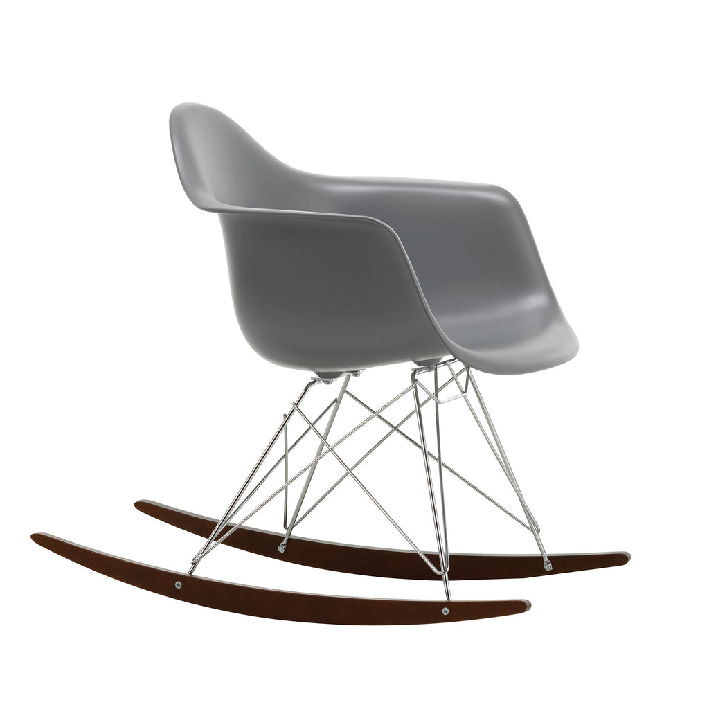 Vitra Eames Plastic Armchair RAR RE Schaukelstuhl verchromt Ahorn dunkel