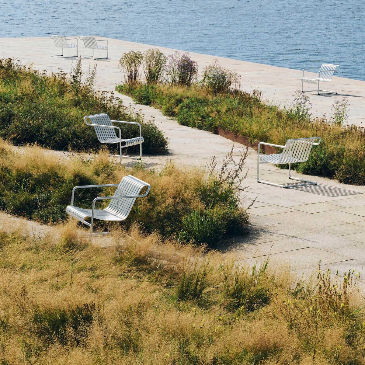 HAY Palissade Cantilever Lounge Chair Low Feuerverzinkt