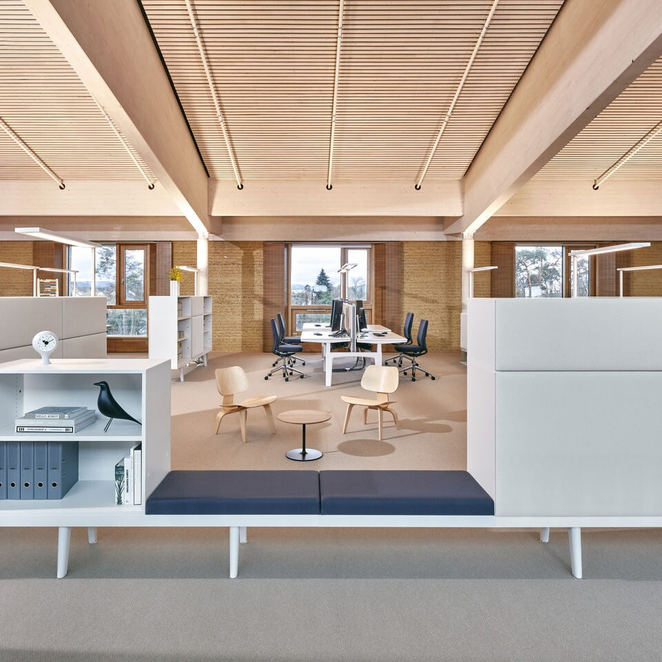Vitra LCW Stuhl