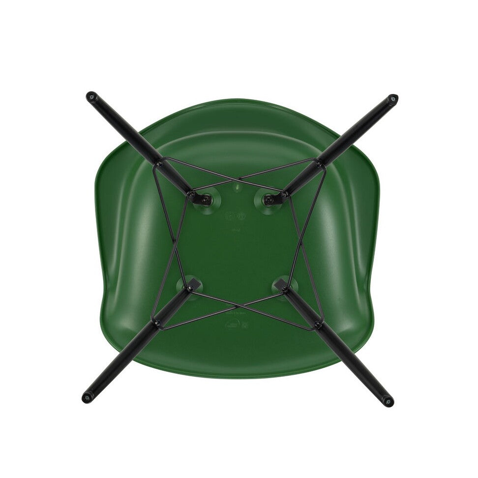 Vitra Eames Plastic Armchair DAW RE Ahorn schwarz